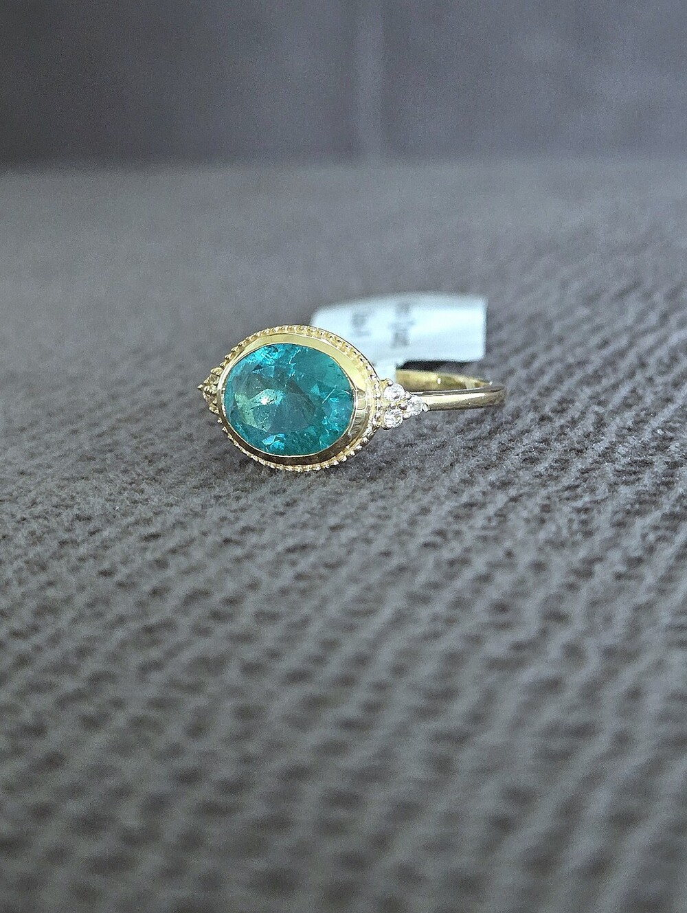 Shivam Green💚 Quartz Ellipse Ring💍 - NWT - Picture 11 of 16